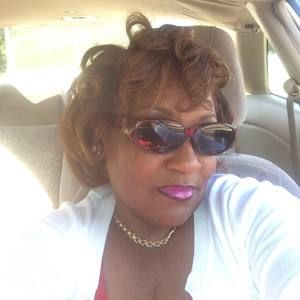 Meet your Posher, Renee